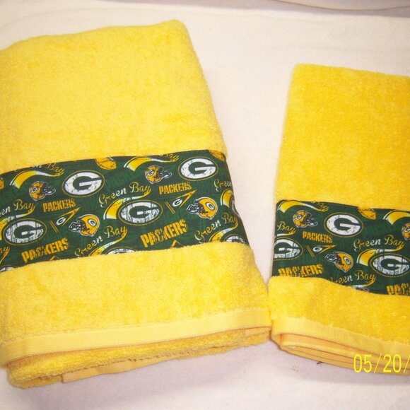 NFL Other - Greenbay Bath and hand towel set of 2 one of each